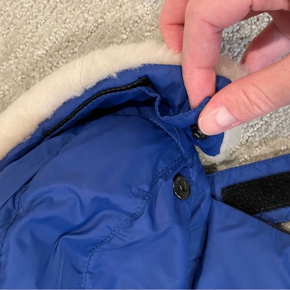NWOT Canada Goose Toddler Kids Co-Pilot Shearling Hat Blue L/XL - Picture 5 of 5